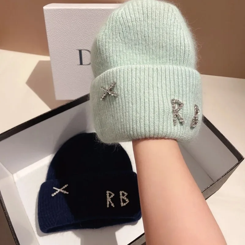 1 szt. Czapka zimowa damska z prawdziwego futra królika, z diamentami, z literami, typu beanie, ciepła, dziergana, znanej marki, codzienna, typu bonnet, czapka narciarska
