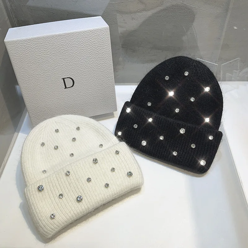 Luksusowe koraliki Rhinestone czapka z dzianiny koreańskie kobiety futro królika wełniana czapka z czaszkami moda zimowa zagęszczona ciepła czapka czapki