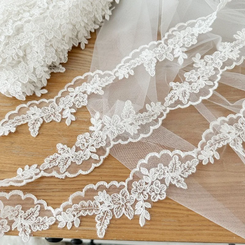 Nowa Butikowa Moda Wąskie Koronkowe Naklejki z Włókien Imitujących Kość, Ręcznie Robione DIY, Woalka, Dekoracje do Sukni Ślubnej, Akcesoria do Odzieży