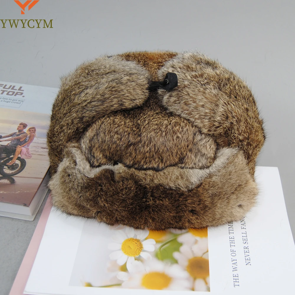 Czapka z futra królika Mężczyzna Zimowa czapka z prawdziwego futra 100% Wiatroodporne ciepłe nauszniki Męska płaska szara/czarna rosyjska czapka dopasowana Casquette