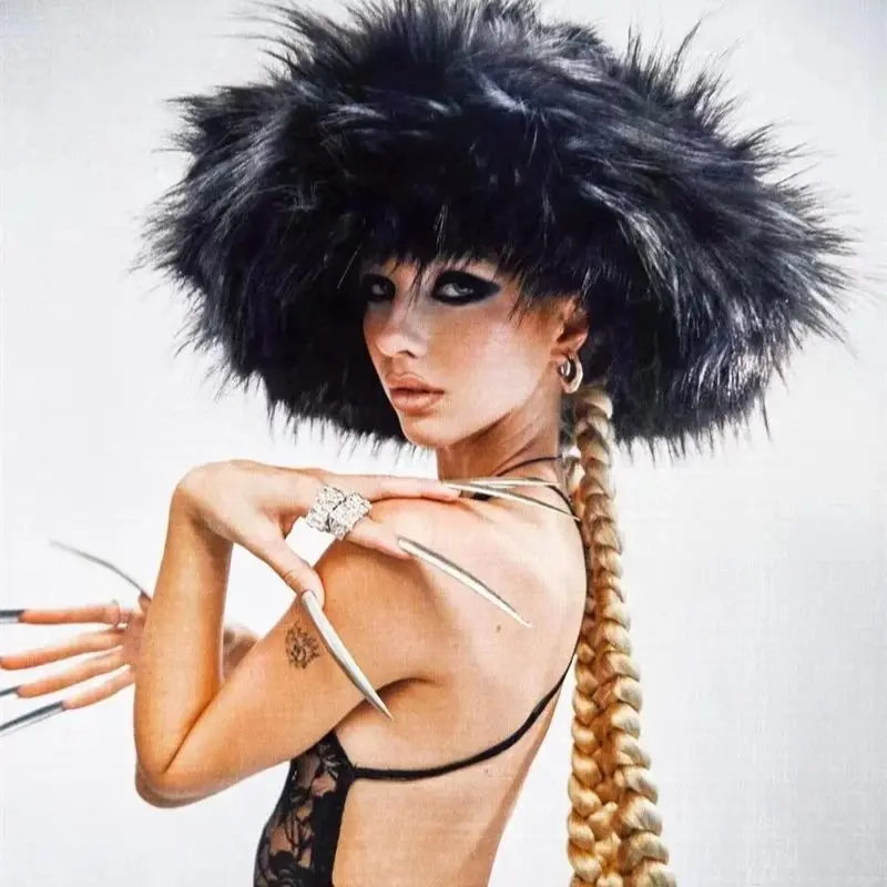 Zimowy damski kapelusz ze sztucznego futra Ciepła czapka z futra szopa Oversize Outdoor Punk Hat Girl Fashion Długi futrzany kapelusz z futra Furry Cute Cap Zimowy damski kapelusz ze sztucznego futra Ciepła czapka z futra szopa Oversize Outdoor Punk Hat Girl Fashion Długi futrzany kapelusz z futra Furry Cute Cap