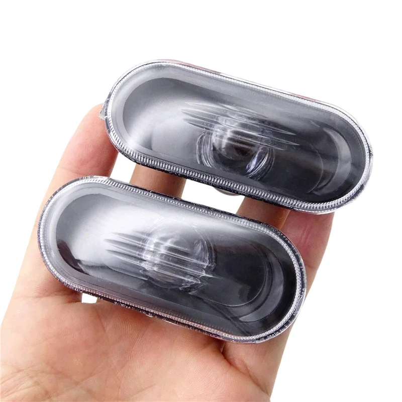 2 szt. bocznych świateł obrysowych do VW Golf 4 MK4 1998 – 2006 Osłona bocznych świateł obrysowych do…