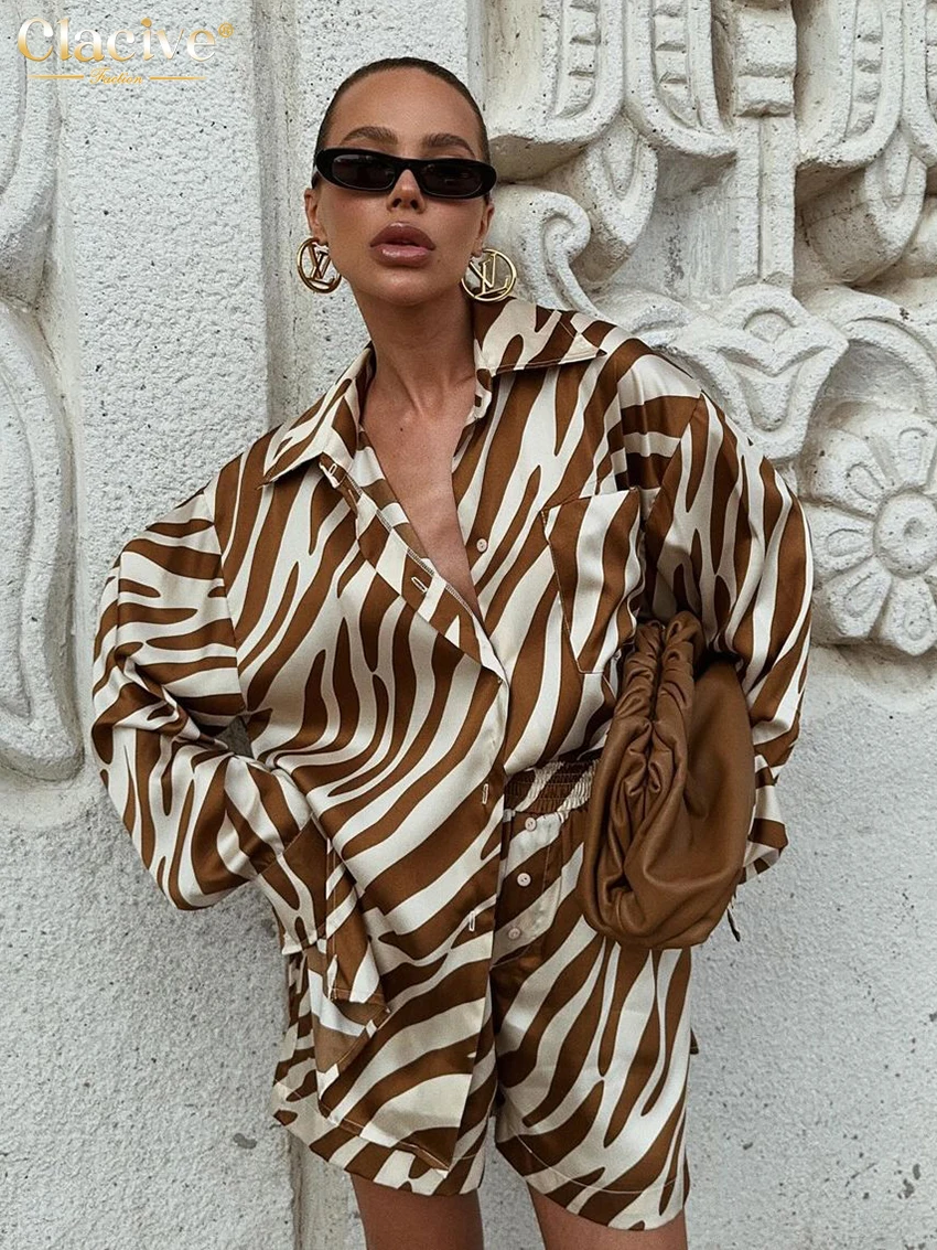 Clacive Fashion Loose Stripe Print 2-częściowy strój damski 2024 Elegancka koszula z długim rękawem i szortami…