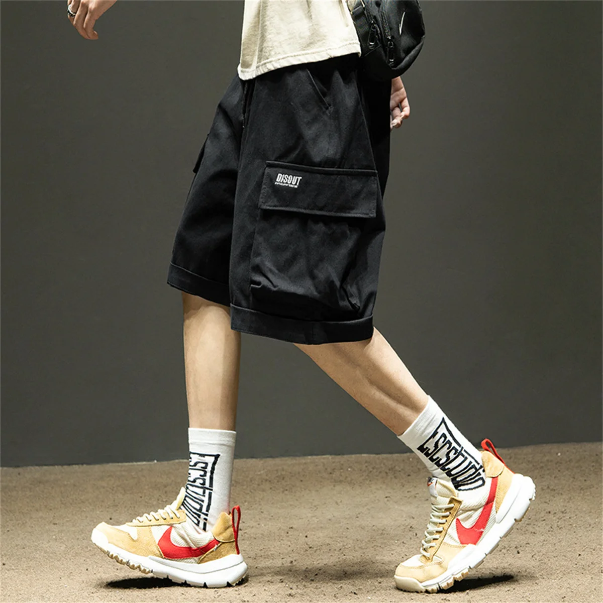 Czarne hiphopowe szorty cargo męskie letnie do biegania luźne spodnie streetwear białe casualowe szorty khaki…