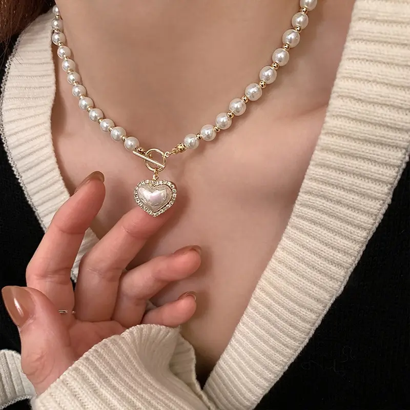 Elegancki naszyjnik z perłami dla kobiet, naszyjniki z zawieszką w kształcie serca, luksusowe naszyjniki z… Elegancki naszyjnik z perłami dla kobiet, naszyjniki z zawieszką w kształcie serca, luksusowe naszyjniki z…