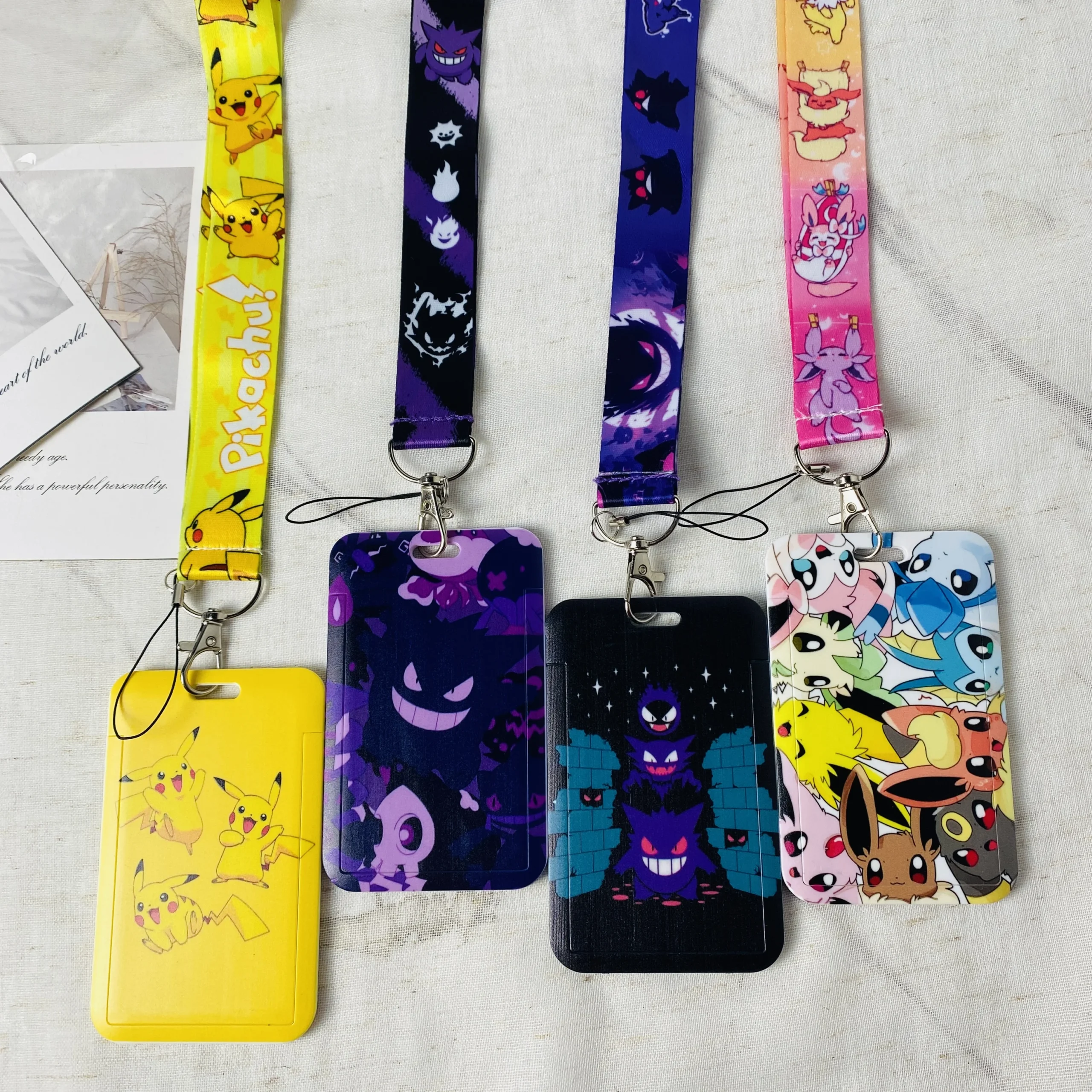 Etui na karty anime Smycz na karty Klucz Cosplay Odznaka Uchwyty na karty identyfikacyjne Paski na szyję…