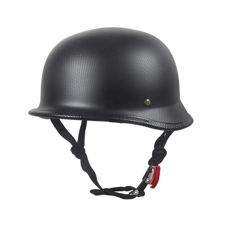 Kask motocyklowy otwarty typu half helmet, styl chopper, pilot, kask bez maski, moto, motocicleta, capacete… Kask motocyklowy otwarty typu half helmet, styl chopper, pilot, kask bez maski, moto, motocicleta, capacete…