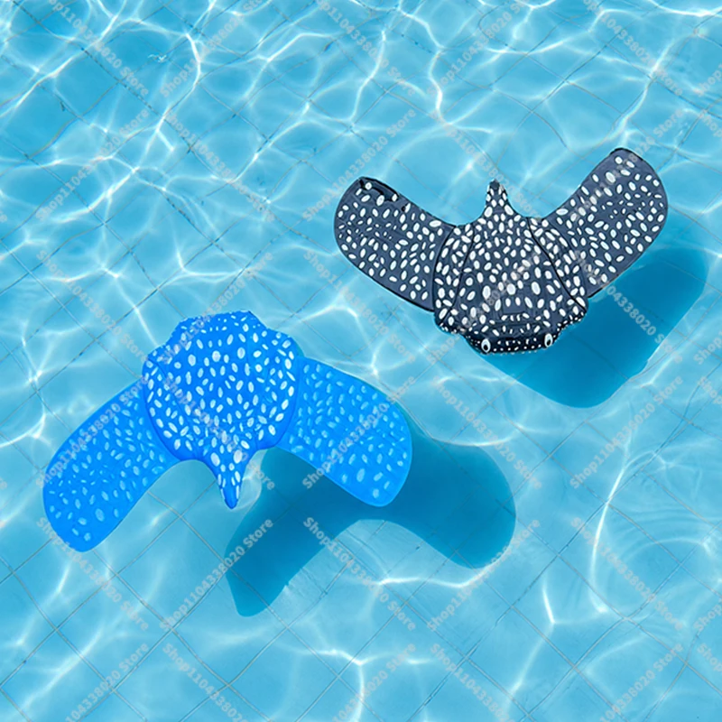 Pływająca Manta Ray – Zabawne zabawki do basenu, zabawka do pchania i ślizgania się pod wodą na lato. Pływająca Manta Ray – Zabawne zabawki do basenu, zabawka do pchania i ślizgania się pod wodą na lato.