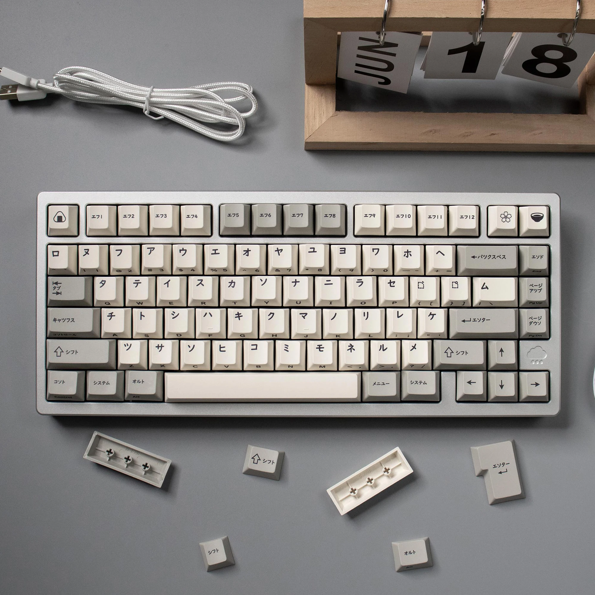 Retro japońskie nasadki na klawisze Katakana 142 klawisze PBT profil wiśniowy barwnik sublimacyjny nasadki na… Retro japońskie nasadki na klawisze Katakana 142 klawisze PBT profil wiśniowy barwnik sublimacyjny nasadki na…