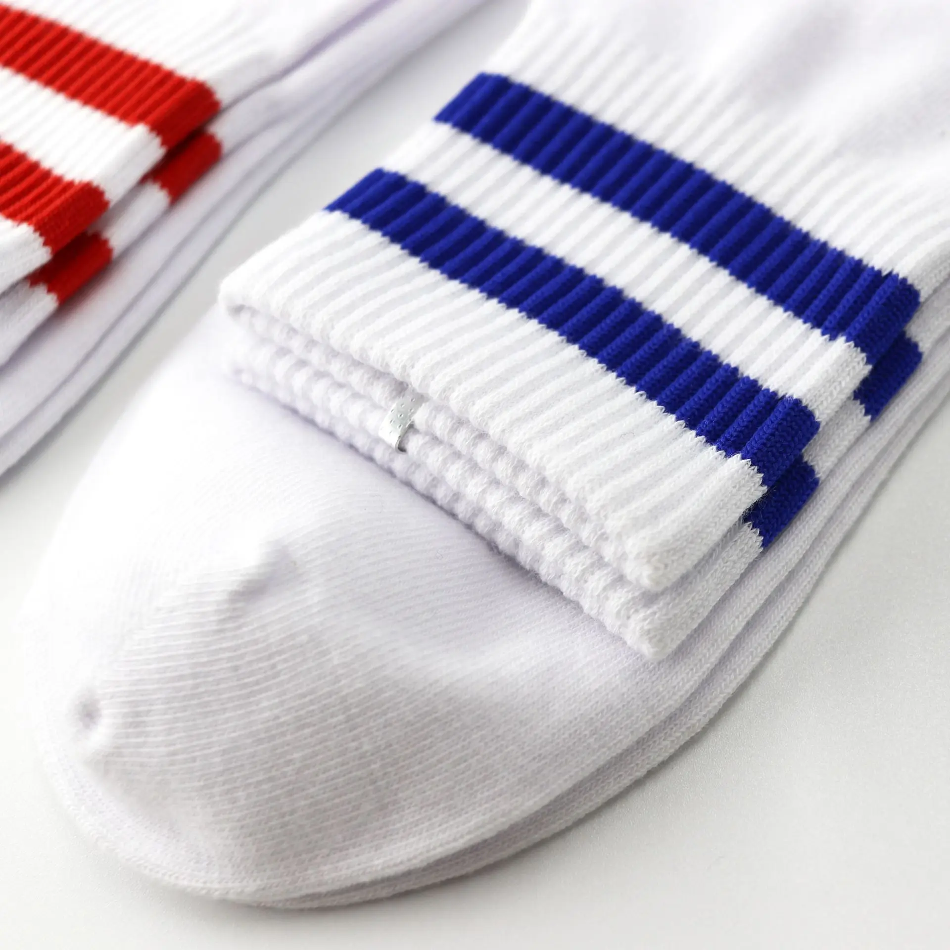 Skarpety męskie Vintage Two Stripes Sportowe bawełniane skarpetki do kostki Streetwear Skate Hip Hop Athletic…