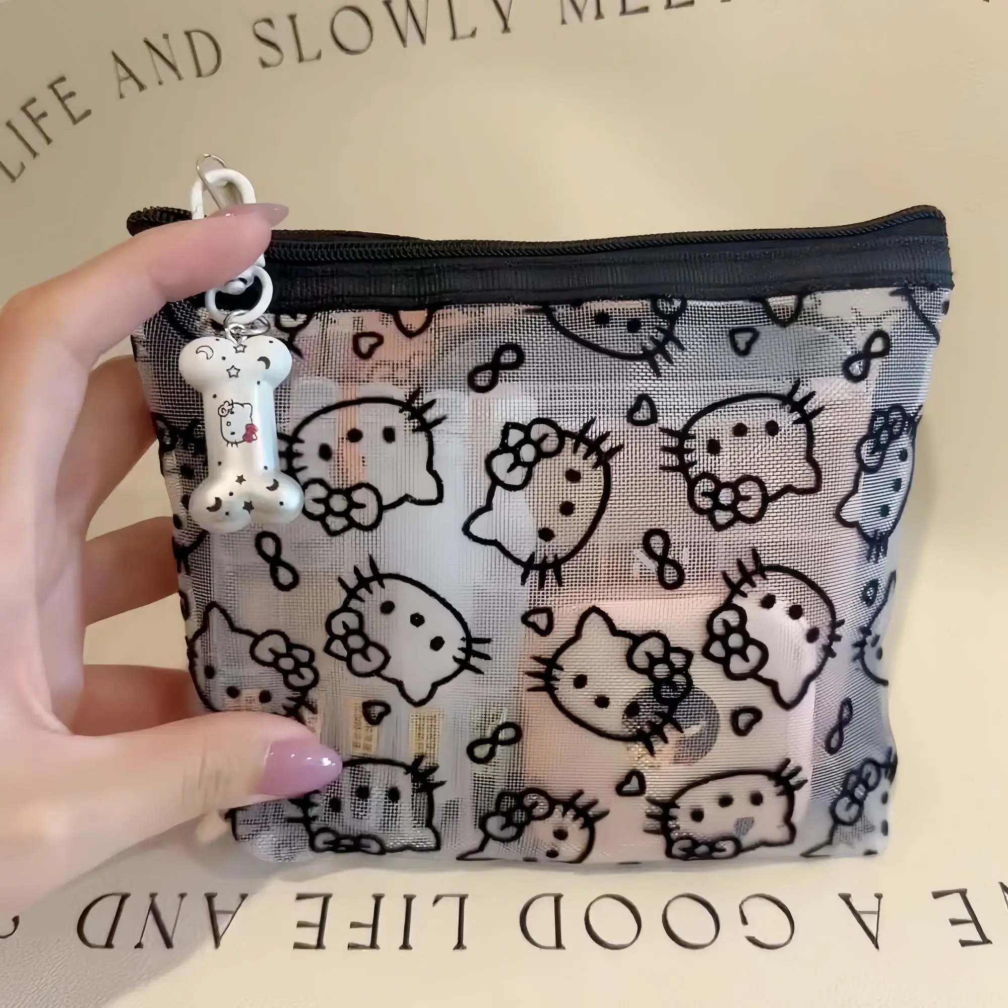 Urocza kosmetyczka z koronką Hello Kitty, słodka vintage’owa portmonetka, czarna siateczkowa torba do… Urocza kosmetyczka z koronką Hello Kitty, słodka vintage’owa portmonetka, czarna siateczkowa torba do…